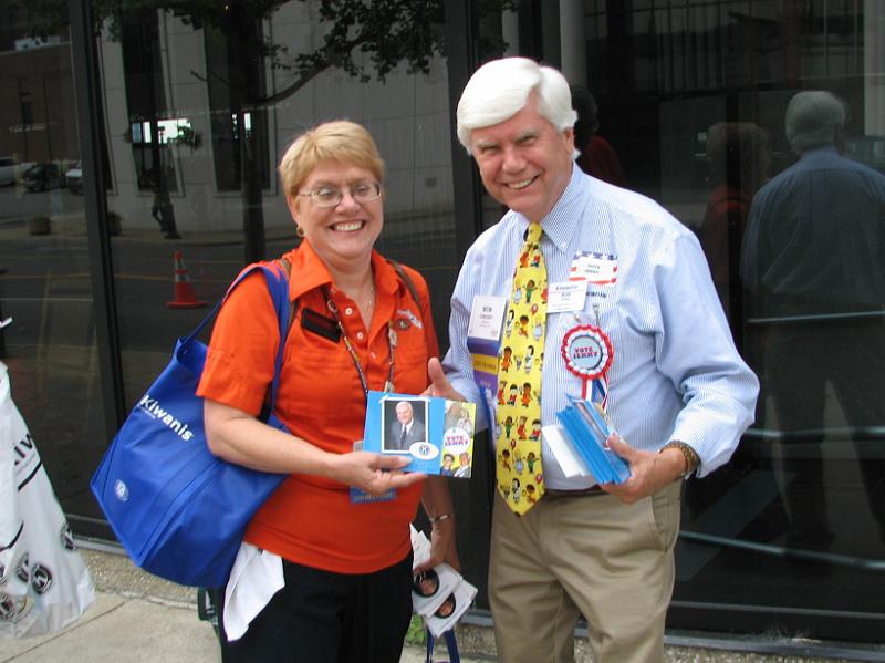 IMG_3772.JPG - PG Bob Cressy is on deck as well, catching a Florida district delegate with a kind word and a Jerry flyer.  And, Bob gets the same from her for her candidate.  That’s the way it works!
